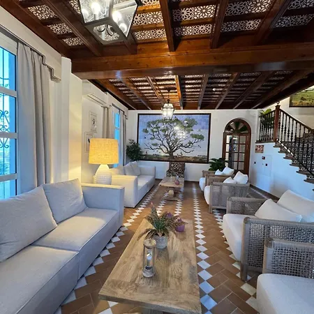 Hotel Toruno Del Rocio 2*
