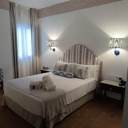 Toruno Del Rocio 2*