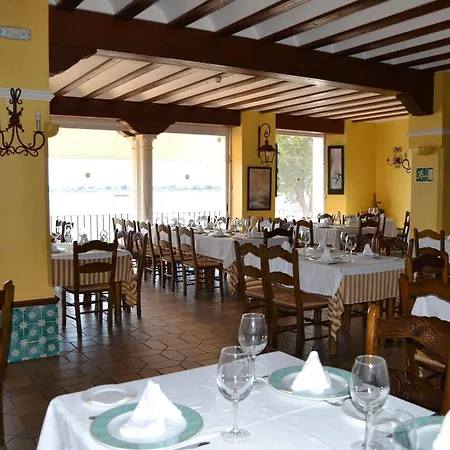 Hotel Restaurante Toruño El Rocío