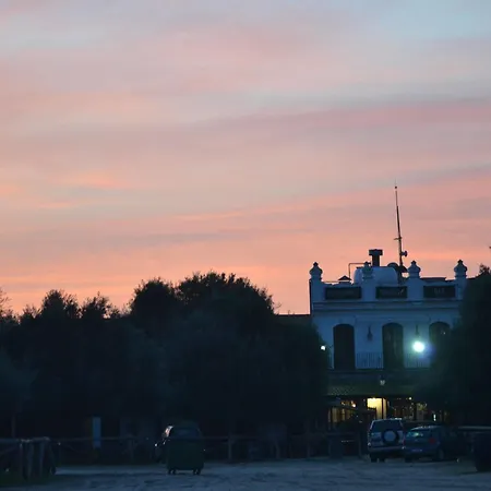 Hotel Restaurante Toruño El Rocío