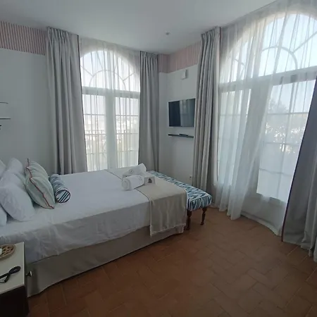 Hotel Toruno Del Rocio 2*